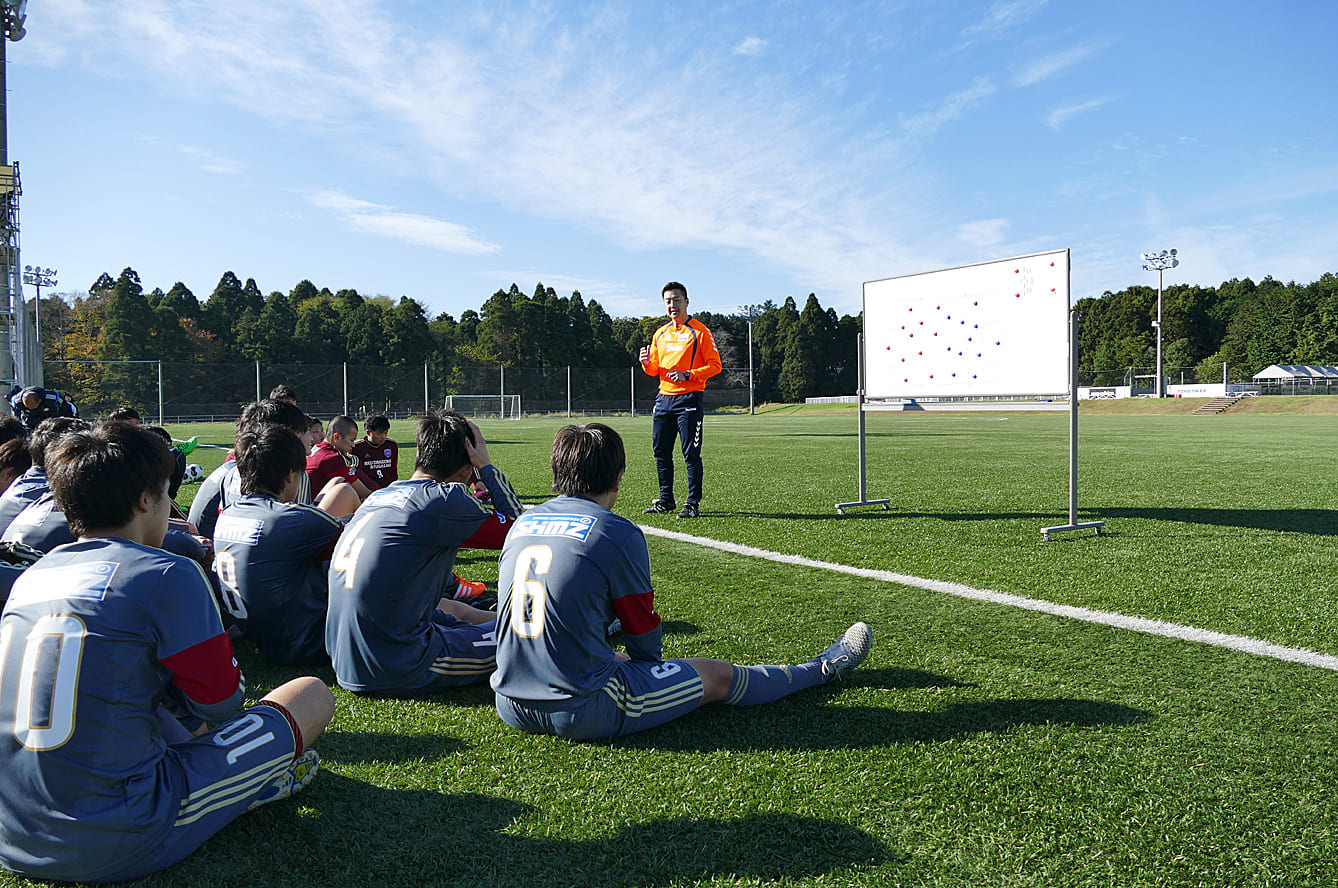 サッカーを進化させた理論体系 オランダメソッド の逆襲 Footballista フットボリスタ