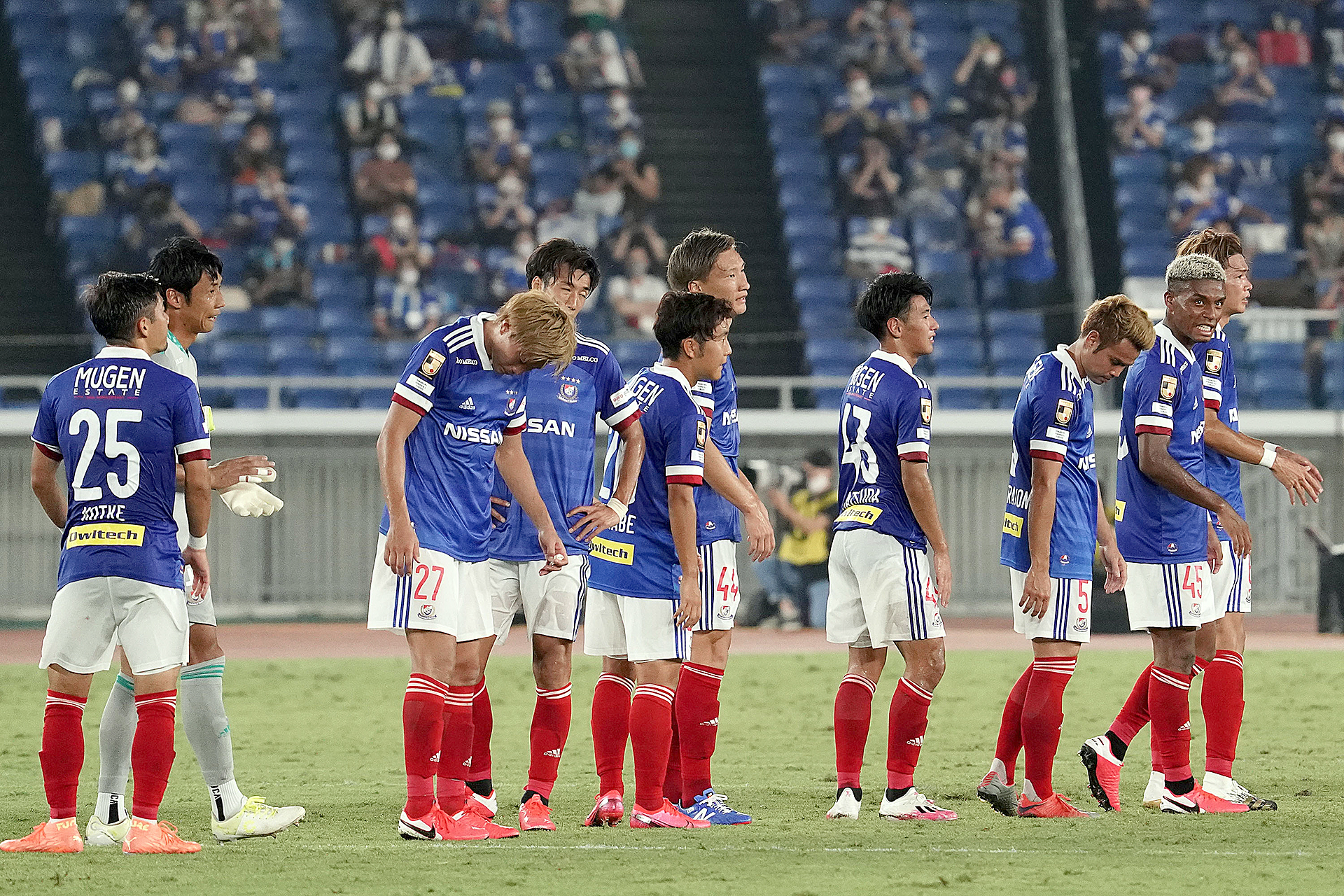 苦戦する昨季王者 横浜f マリノスが失い 消される2つの優位性 Footballista フットボリスタ