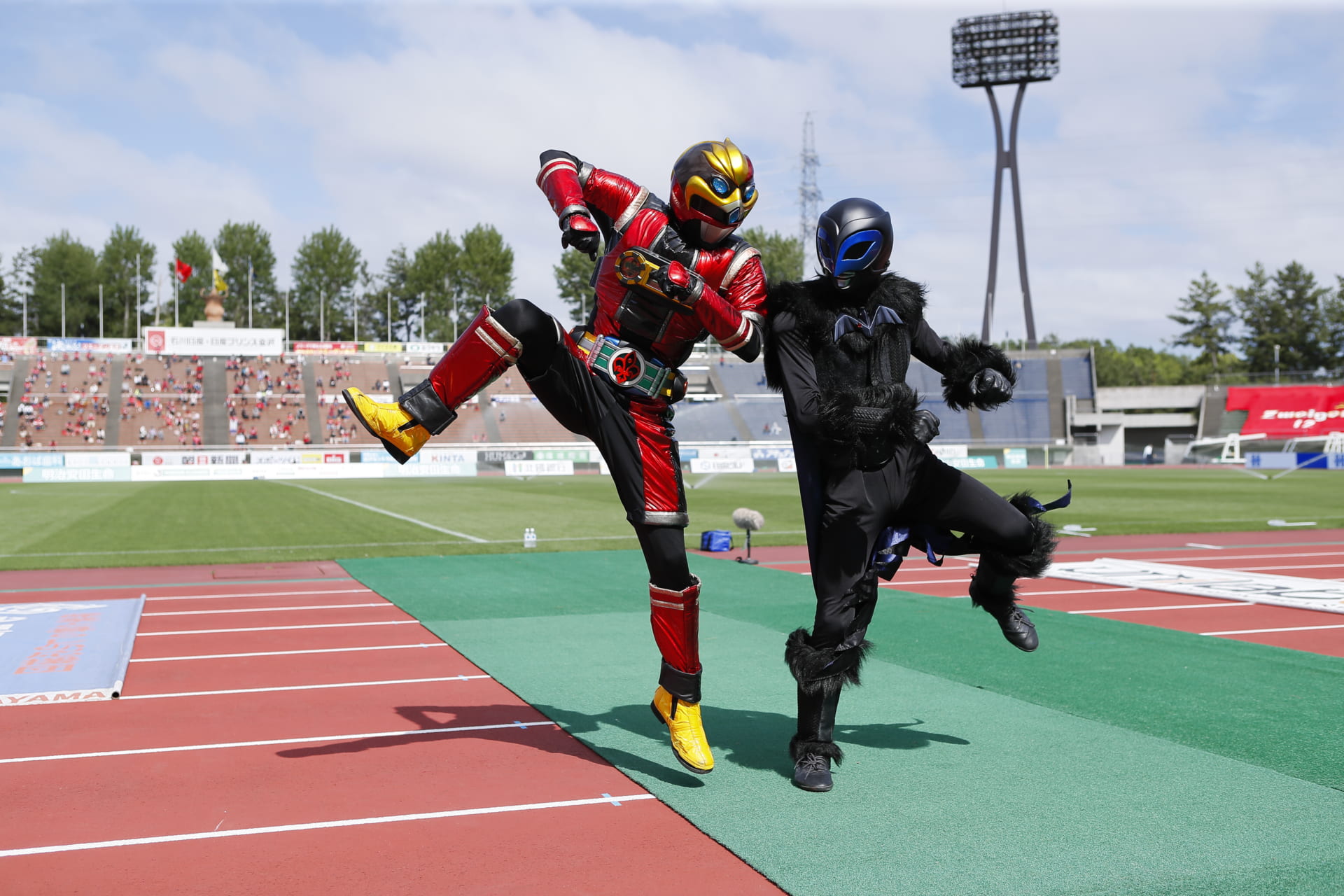 月間表彰 マジンガーzも参戦 ツエーゲン金沢が挑戦的な企画を続ける理由 Footballista フットボリスタ