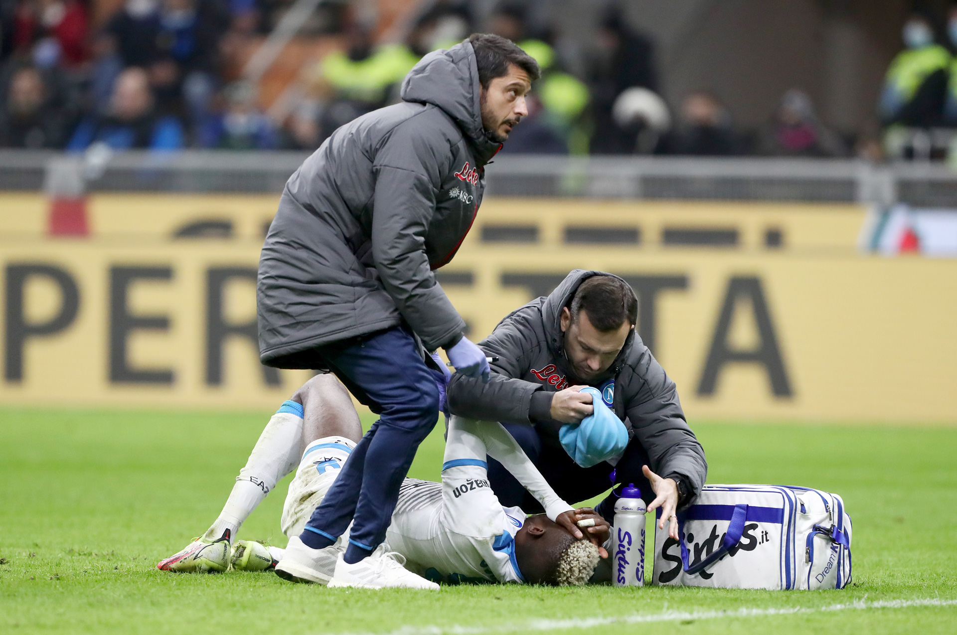 セリエaで重傷者が続出 選手の健康は誰が管理すべきなのか Footballista フットボリスタ