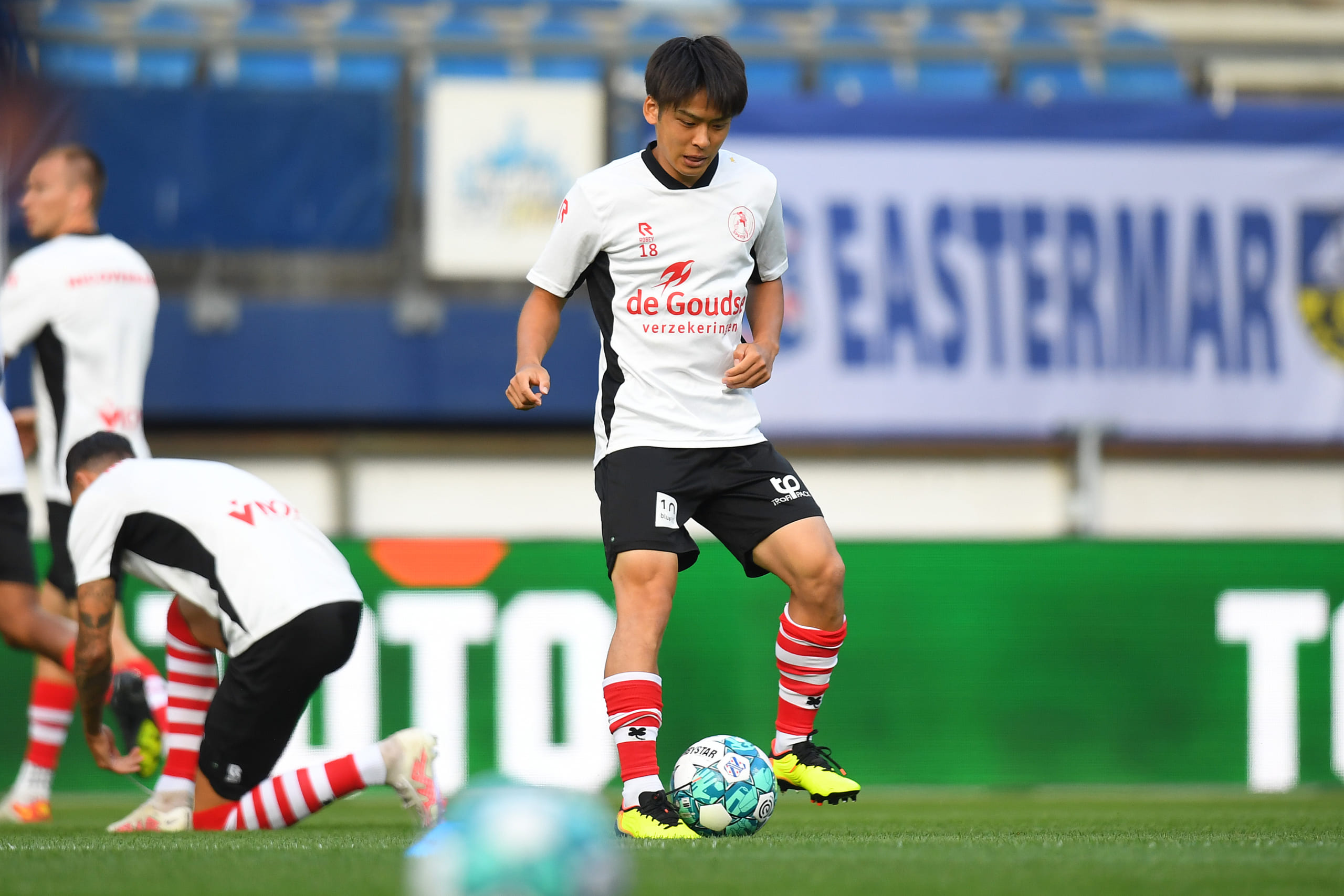 動的配置とバランスに光明 シャビ監督 理想のポジショナルプレー を考察する Footballista フットボリスタ