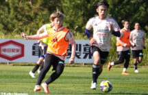 直筆サイン入り写真 ディエゴ・ゴディン アトレティコ・マドリード SA鑑定済 直筆サイン入り写真 ディエゴ・ゴディン アトレティコ・マドリード SA